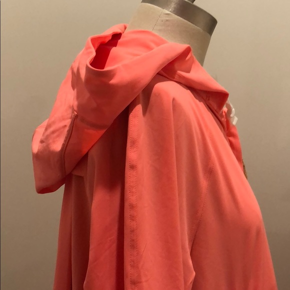 Lululemon sun showers jacket - Picture 2 of 6